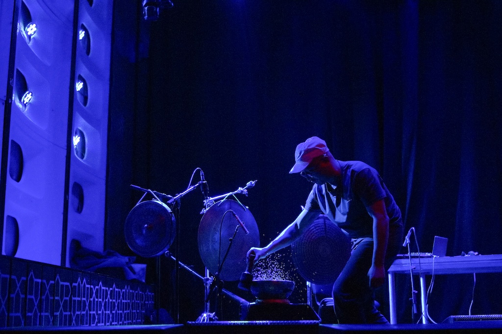 Worm Performance